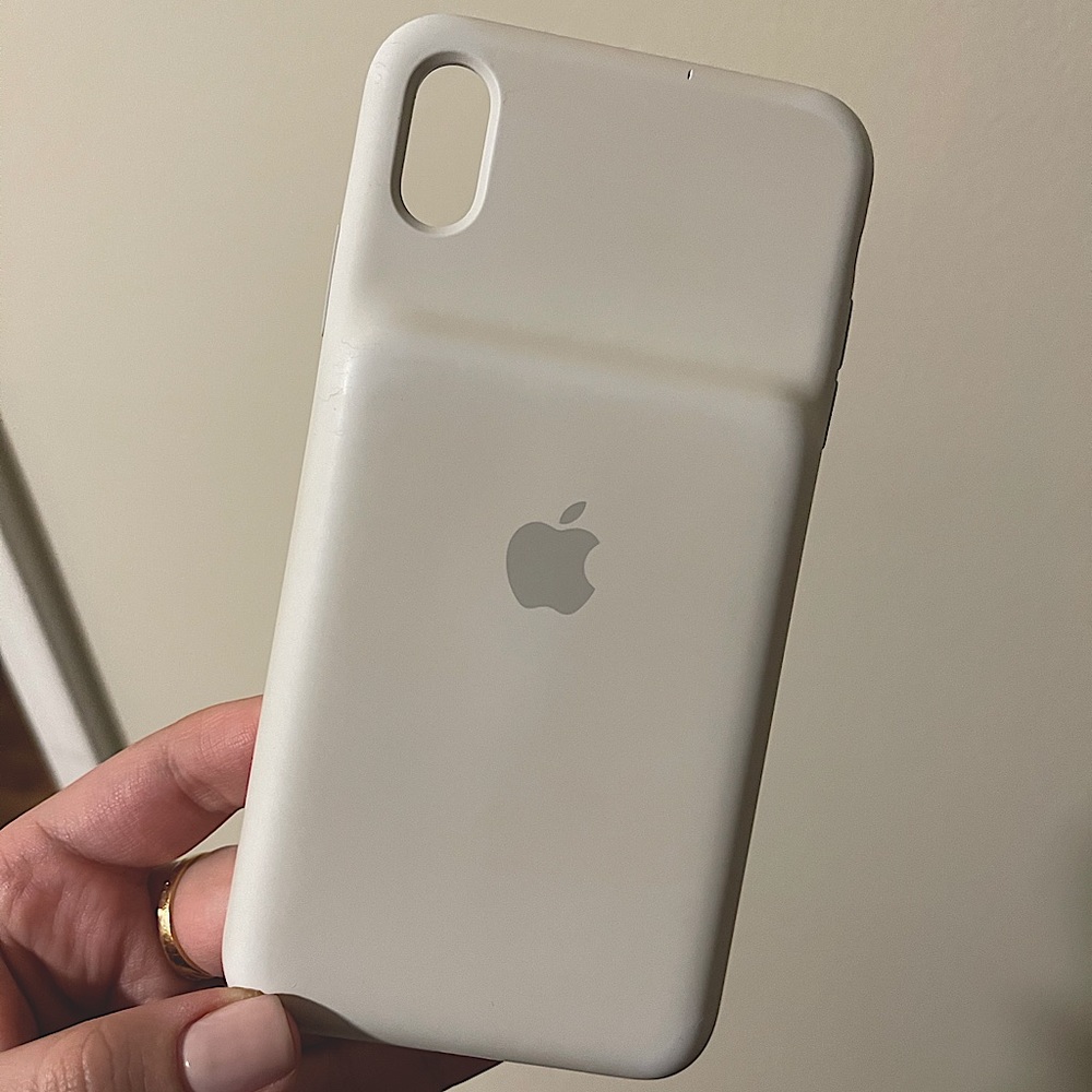 Apple iPhone XS Max Smart Battery Case - White